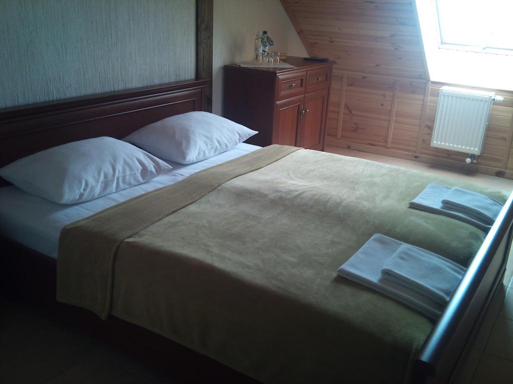 Chalet Hotel Ζιτόμιρ Δωμάτιο φωτογραφία