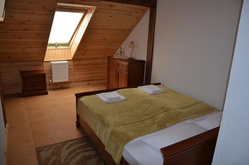 Chalet Hotel Ζιτόμιρ Δωμάτιο φωτογραφία
